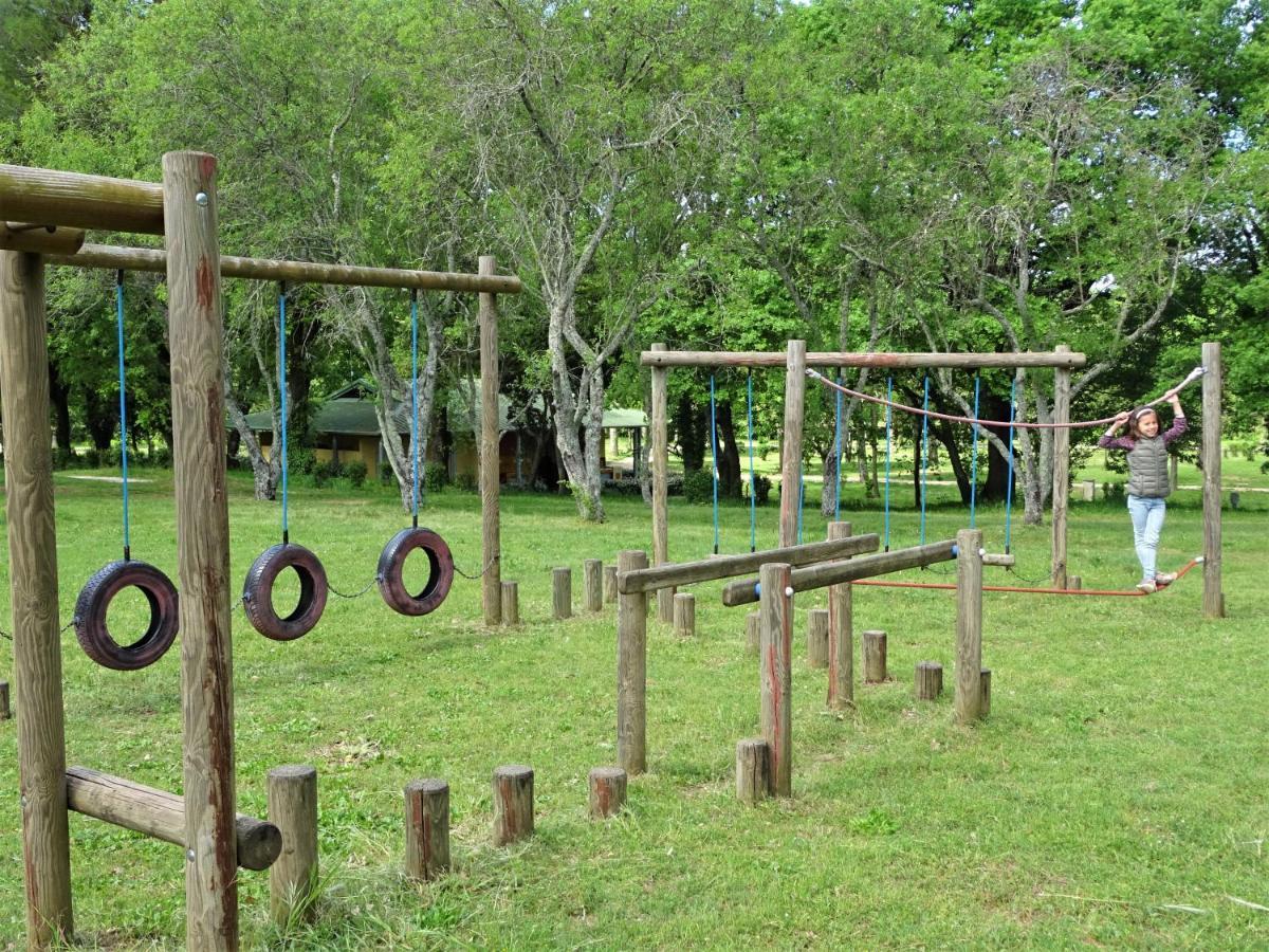 Domaine Le Moulin Neuf Otel Saint-Quentin-la-Poterie Dış mekan fotoğraf
